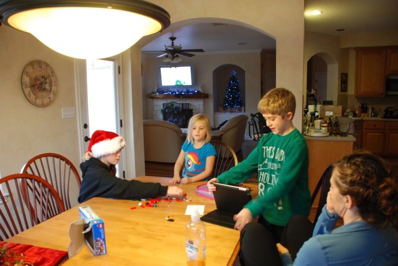 2013/2013 Christmas/800x600_2013-12-20 14-44-37 Justin Arrives from Colorado.jpg